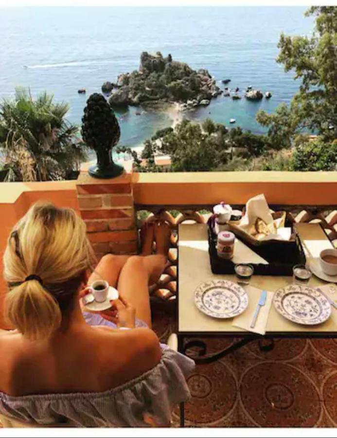 B&B La Bergerie Taormina Bagian luar foto