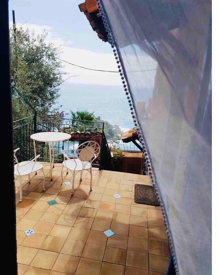 B&B La Bergerie Taormina Bagian luar foto