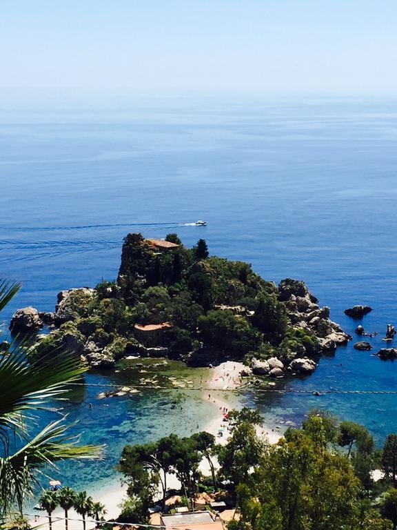 B&B La Bergerie Taormina Ruang foto