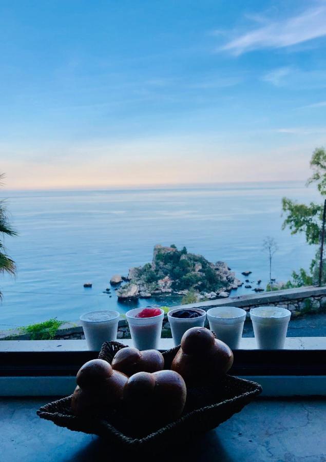 B&B La Bergerie Taormina Bagian luar foto